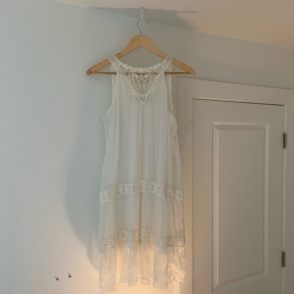 White Maxinne Mode Dress - Picture 2 of 3